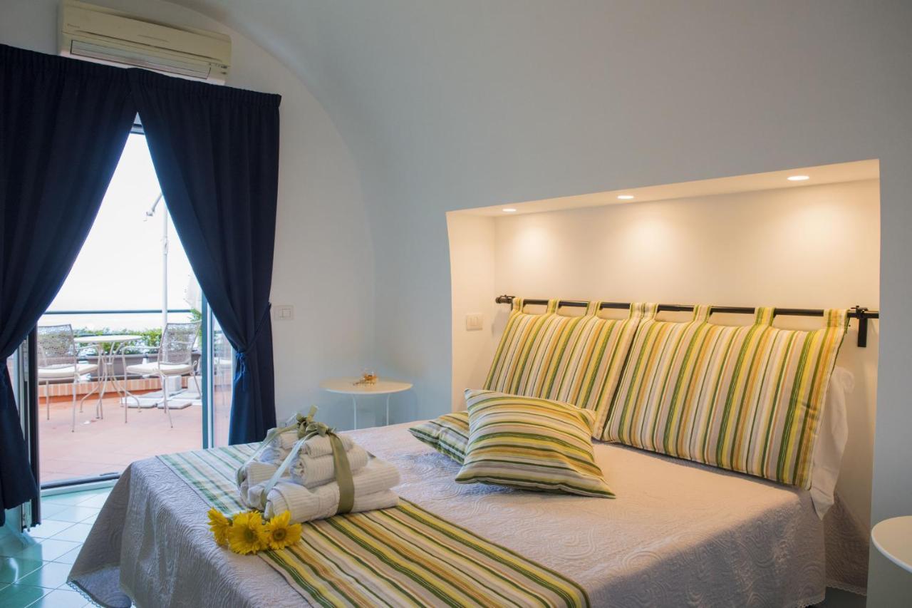 לינה וארוחת בוקר Vietri L'Incanto Amalfi Coast מראה חיצוני תמונה